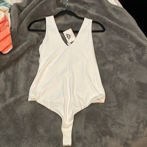 Smooth nylon spandex thong bodysuit Off white Small